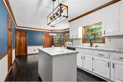 10870 Shallowford Road, Roswell, GA 30075 - Photo 15
