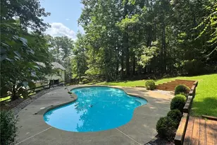 10870 Shallowford Rd, Roswell, GA 30075 - Photo 37