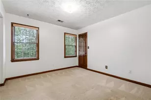 10870 Shallowford Rd, Roswell, GA 30075 - Photo 23