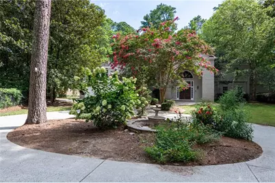 680 W Paces Ferry Road NW, Atlanta, GA 30327 - Photo 45