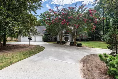 680 W Paces Ferry Road NW, Atlanta, GA 30327 - Photo 43