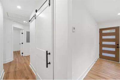 2353 Clarissa Drive NW, Atlanta, GA 30318 - Photo 17