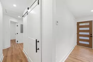2353 Clarissa Dr NW, Atlanta, GA 30318 - Photo 17