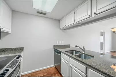 3481 Lakeside Drive NE #2603, Atlanta, GA 30326 - Photo 5