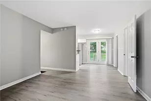 341 Roxbury Dr, Riverdale, GA 30274 - Photo 11