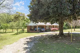 151 Ginn St, Carnesville, GA 30521 - Photo 5