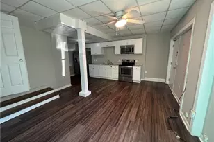 300 Forrest Ave, Gainesville, GA 30501 - Photo 3