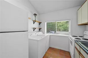 742 Charles Allen Dr NE, Atlanta, GA 30308 - Photo 7