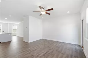 1611 Falcon Crst Wy, Decatur, GA 30032 - Photo 13