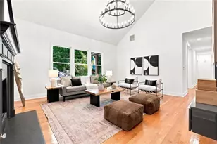 2222 Spink St NW, Atlanta, GA 30318 - Photo 9