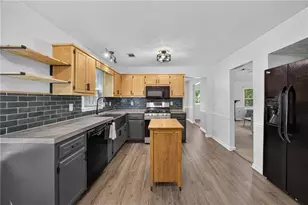 1938 Brandy Woods Dr SE, Conyers, GA 30013 - Photo 13