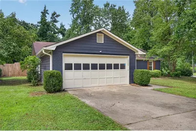 1938 Brandy Woods Drive SE, Conyers, GA 30013 - Photo 3
