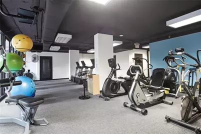 2575 Peachtree Road NE #2E, Atlanta, GA 30305 - Photo 35