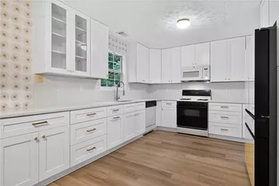 5785 Grove Place Crossing SW, Lilburn, GA 30047 - Photo 19
