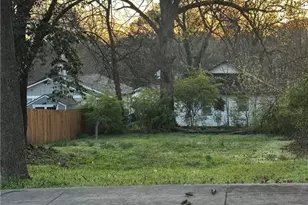1102 Sims St SW, Atlanta, GA 30310 - Photo 1