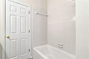 1039 Avery Creek Dr, Woodstock, GA 30188 - Photo 7
