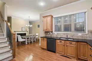 2757 Prado Ln, Marietta, GA 30066 - Photo 9