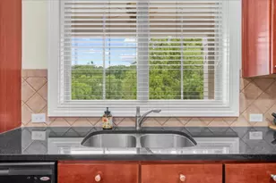 199 Le Gran Ct, Sandy Springs, GA 30328 - Photo 17