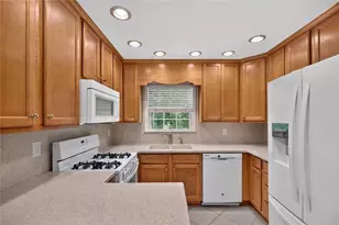 8715 Gullatt Rd, Palmetto, GA 30268 - Photo 11