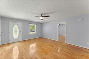 225 Vermont St, Demorest, GA 30535 - Photo 15