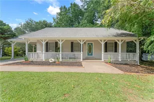 225 Vermont St, Demorest, GA 30535 - Photo 1