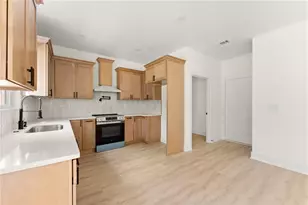 172 Llewellyn St, Clarkesville, GA 30523 - Photo 17