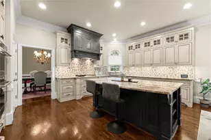 8925 Pinehurst Cove, Duluth, GA 30097 - Photo 9
