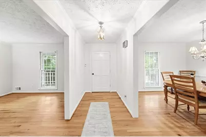 1646 Maple Ridge Drive, Suwanee, GA 30024 - Photo 5