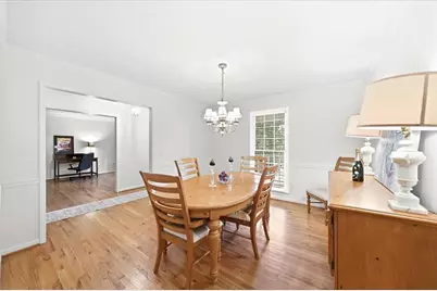 1646 Maple Ridge Drive, Suwanee, GA 30024 - Photo 9