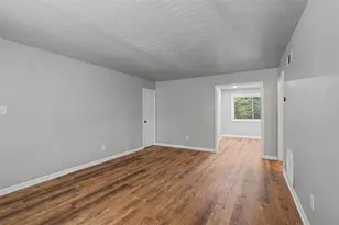 2430 Coosawattee Dr NE, Atlanta, GA 30319 - Photo 19