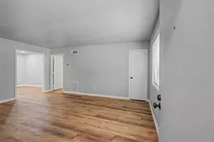 2430 Coosawattee Dr NE, Atlanta, GA 30319 - Photo 7