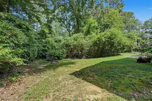 2430 Coosawattee Dr NE, Atlanta, GA 30319 - Photo 27