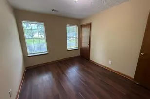 8351 Post Oak Ct, Riverdale, GA 30274 - Photo 23