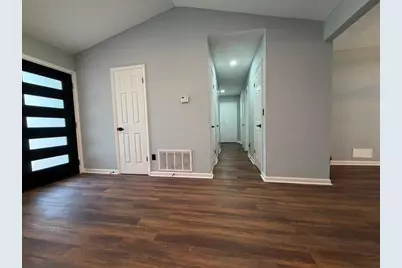 5602 Phillips Drive, Morrow, GA 30260 - Photo 3