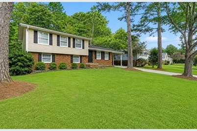 5809 Northspring Drive, Ellenwood, GA 30294 - Photo 3
