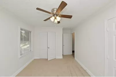 2153 Burroughs Avenue SE, Atlanta, GA 30315 - Photo 13