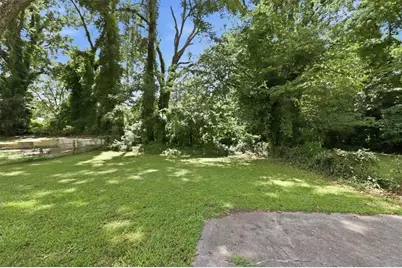 2153 Burroughs Avenue SE, Atlanta, GA 30315 - Photo 25