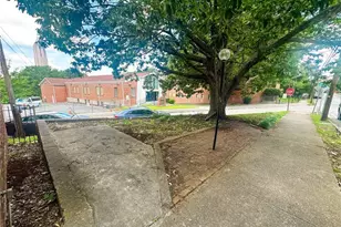 530 Parkway Dr NE, Atlanta, GA 30308 - Photo 9