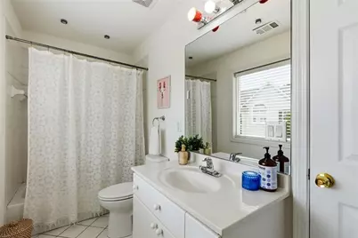 1366 Brookhaven Village Circle NE, Atlanta, GA 30319 - Photo 37
