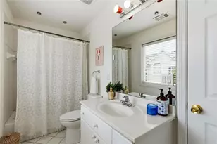 1366 Brookhaven Village Cir NE, Atlanta, GA 30319 - Photo 37