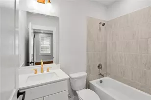 1060 Robert Smalls Wy, Atlanta, GA 30318 - Photo 9
