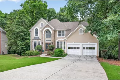 4582 Campenille Court, Suwanee, GA 30024 - Photo 3
