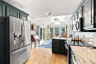 4361 Bishop Lake Rd, Marietta, GA 30062 - Photo 13