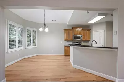 105 Peregrine Way NW, Kennesaw, GA 30144 - Photo 9