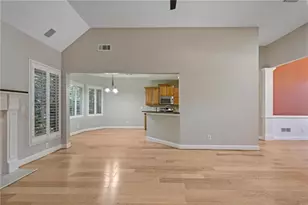 105 Peregrine Way NW, Kennesaw, GA 30144 - Photo 7
