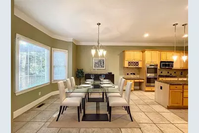 455 Wembley Circle, Sandy Springs, GA 30328 - Photo 13