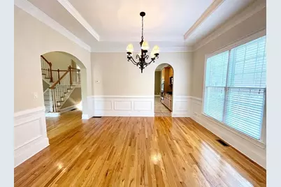 455 Wembley Circle, Sandy Springs, GA 30328 - Photo 9