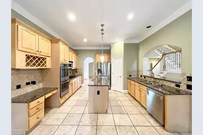 455 Wembley Circle, Sandy Springs, GA 30328 - Photo 11