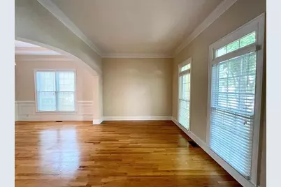 455 Wembley Circle, Sandy Springs, GA 30328 - Photo 7