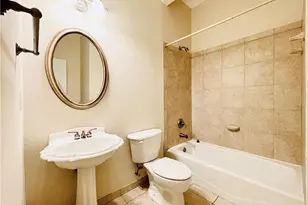 455 Wembley Cir, Sandy Springs, GA 30328 - Photo 21